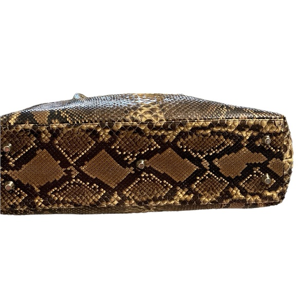 Custom made snakeskin purse - Picture 4 of 6